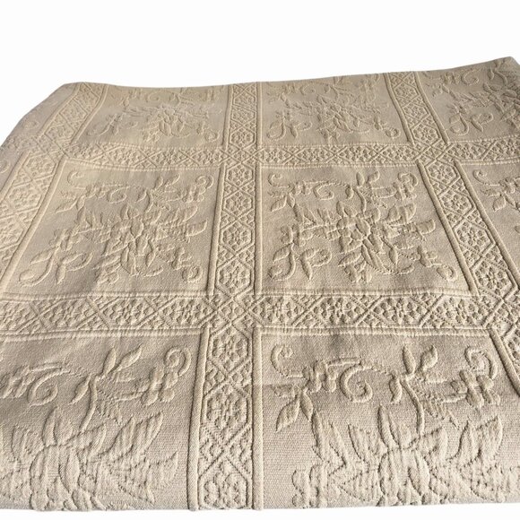 Linen Source Matelasse Beige Cotton Coverlet Twin Bedspread Portugal Made 80x110 - Picture 2 of 8
